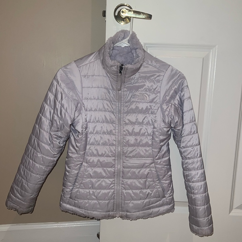 Girl’s The North face jacket. Light velvet, size M (10/12)